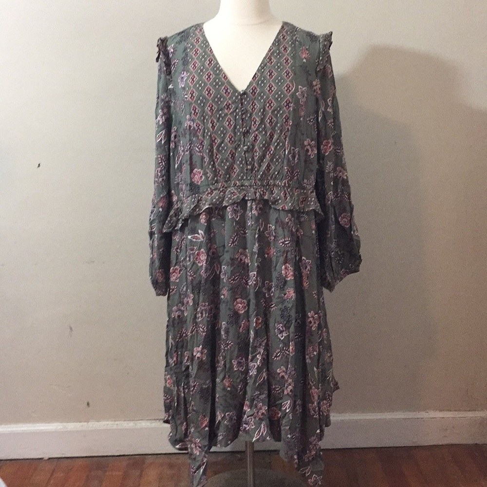 NWT! Love and Legend Dress, 22